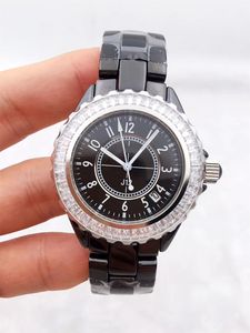 Ceramic Watch Fashion Märke 38mm vattenbeständiga armbandsur Lyxkvinnor Quartz Watch Fashion Present Märke Luxury Watch CH001