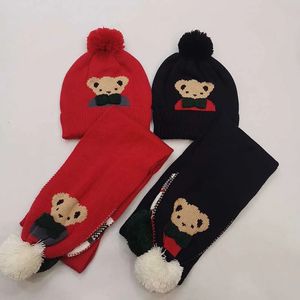 Szaliki owijają szalik dla dziecka ciepły kapelusz 23 jesień i narodziny romper bawełniany słodki niedźwiedź ciepły zestaw minus 30 stopni. 231115