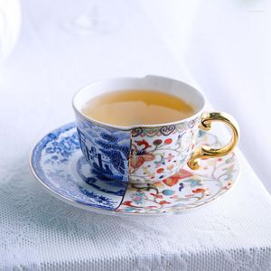 Mugs European Tracing Gold Blue And White Retro Coffee Cup Light Luxury Ceramic Saucer Set Afternoon Camellia Tea