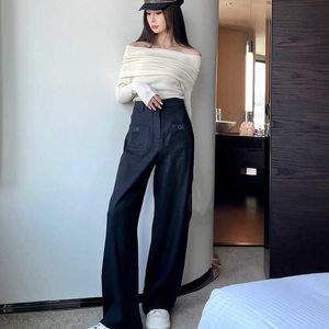 티셔츠 여자 디자이너 청바지 도착 Loewees High Waist Patch out 자수 장식 파란색 스트레이트 데님 바지 브랜드 따뜻한 청바지 Loeweelies 93