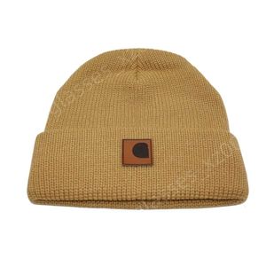 Carhart Beanie Designer Top Quality Hat Classic Letter Sticked Beanie Hats For Men Women Autumn Winter Warm Ull Solid Color Hat Par Fashion Street Beanies