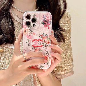 Flor rosa luxo designer casos de telefone para iphone14pro 14plus 13 pro max 12 11pro letra g soft shell xr x xs 7 8 plus estilo vintage iphone case