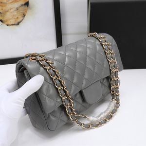 Luxurys designers väska kvinnor handväskor totes koppling klaff handväska klassiska berömda modeväskor reser crossbody axel plånbok plånböcker