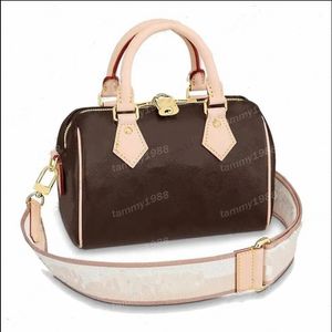 Brown Grid Classic vintage 20 bolsos Lona de cuero de vaca crossbody bolsos de viaje Diseñador de lujo Totes de hombro Duffel Mujeres hombres bolsos M46222 20.5x13.5x12cm