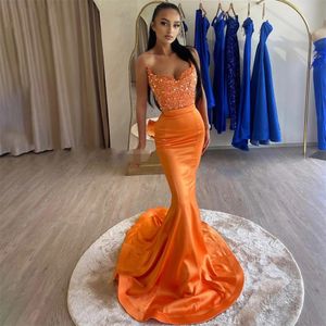 2024 NY Glitter orange sjöjungfru aftonklänning från axel Bodycon paljett Lång satin kvinnor formella prom party klänningar mantel de soiree