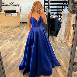 Abiti da festa Royal Blue Prom Long 2023 Sexy Cross Backless Celebrity Evening Dress For Women Plus Size Vestidos De Gala