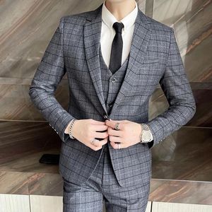 Ternos masculinos blazers jaqueta colete calças de três peças masculino formal negócios xadrez terno noivo vestido de casamento xadrez listrado terno masculino tamanho s-5xl 231115