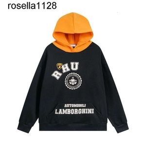 2023 Nya herrtröjor Rhude Hooded Män Kvinnor Designer Fashion Märke Populära bokstäver Tryck Pullover Winter Sweatshirts Mens Womens Hoodie