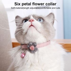 Collari per cani 1 pezzo Collare per animali domestici Cotone tinta unita Ordine Colore Sei petali di fiori Forniture per campanelli per gatti