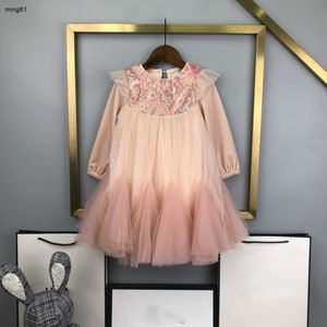 Marka Kız Elbise Sonbahar Kids Giyim Boyut 100-150 Mesh Dikiş Tasarım Bebek Partisi Designer Çocuk Frock NOV15