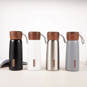 حبة الخشب tumblers 304 بطانة الفولاذ المقاوم للصدأ بطانة الفراغات المحمولة غطاء خشبي الغطاء القدح المنزل في الهواء الطلق في الهواء الطلق زجاجات مياه الشرب Q737