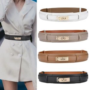 Belts Metal Lock Leather Lady Belt Luxury Design High Quality Branded Girdle Fashion Casual mångsidig klänning Elegant korsettbälte 231115