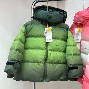 Zimowe zużycie gradientu zagęszczanie kolorów moda wygodna kurtka dla dzieci