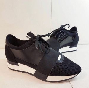 2024 Sıcak İtalya Moda Marka Yüksek Kaliteli Yarış Koşucu Ayakkabı Sıradan Erkek Kadın Moda Mavi Ucuz Sneaker Örgü Eğitmeni Saçlı Ayakkabılar