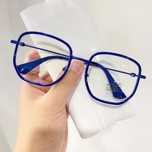 サングラスクラシックかわいいかわいいアンチブルーライトグラスファッションスクエアフレームコンピューターゴーグルオフィスビジョンケア光学眼鏡