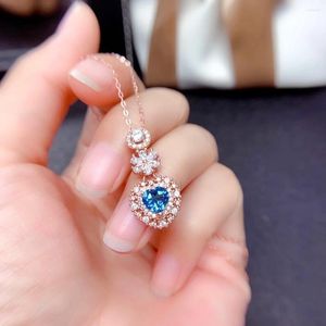 Pendanthalsband 2023 Blue Gem Zircon Necklace Rose Gold Color Women Temperament Cocktail Party Jewelry Valentine's Day Gift