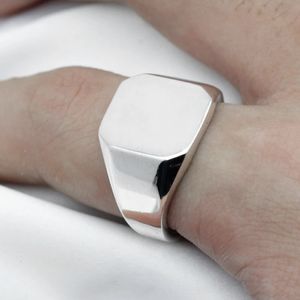 Bröllopsringar Anpassade 925 Sterling Silver Men Ring Square Simple Signet Rings för manliga kvinnor Par Bröllop Band Engrave Jewelry Gift 231114