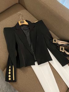 Женские костюмы Blazers Fashion Fashion Winter Spring Shruge Choug Plouge Coat High Street Basic сплошной с длинным рукавом женщины черный короткий пиджак 231115