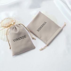 Jewelry Boxes 50pcs Custom Drawstring Gift Bags Jewelry Organizer Small Pouches 7X9cm Silk Satin Ring Earrings Wedding Favor Candy Bag 231114