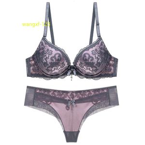 Europejska seksowna bielizna Push Up Haft Hafted Fashion Retro Bra Majczka