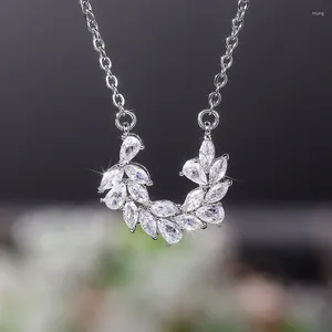 Anhänger Halsketten Trendy Silber Überzogene Olivenblatt Für Frauen Glanz CZ Stein Inlay Ketten Mode Schmuck Party Geschenk