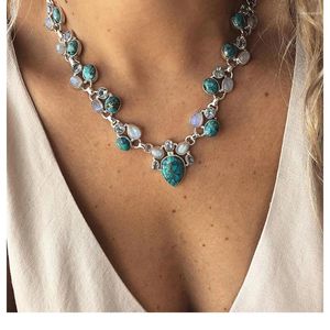 Pendant Necklaces 2023 Fashion Color Boho White Green Flowers Statement Beads Choker Pendants For Women Bijoux