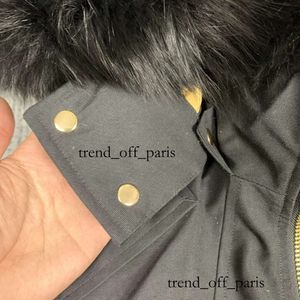 Men's Winter Down Canada Jackets Outdoor Leisure Coats Windproof Overcoat Waterproof Snow Proof Puffer Thick Colla Real Wolf Fur Mooses 937 842