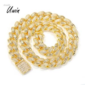 2021 UWIN CHUNKY CUBAN LINKE NECKLACE ICED OUT BAGUETTE CZ COPPERチェーンユニセックスラグジュアリージュエリー