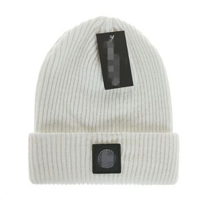 Moda kış beanie kadın şapka şapka kayak şapkaları Snapback maskesi erkek pamuk kafatası kapakları unisex kashmere ekose mektuplar lüks rahat açık moda beanies