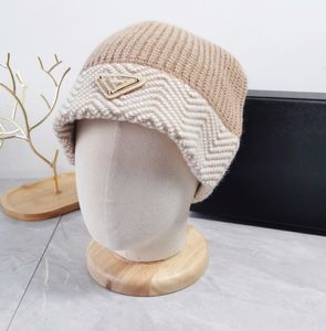 Berretto freddo lavorato a maglia Berretto di lana da donna Circonferenza invernale della testa grande Colore caldo Cappelli a secchiello abbinati Stile giapponese Cappello a secchiello Marea