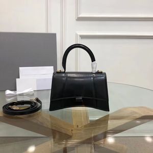 Luxus-Einkaufs- oder Kosmetiktasche für Damen Top-Designer-Einkaufstasche Designer-Tasche aus reinem glänzendem Leder Weihnachtstasche 2023 Explosionstasche