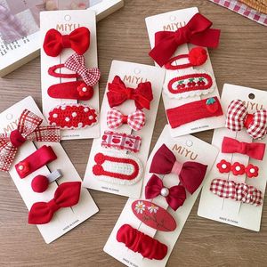 Accessori per capelli Set di 4 pezzi Tessuto di stoffa rossa Plaid Dot Bow Lana ricamato a maglia Fiore Clip di ciliegia per ragazza Cute Kawaii Fata Tornante