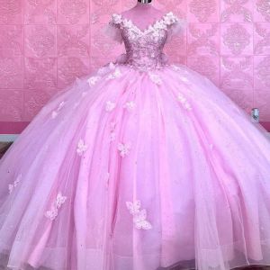 Rosa Quinceanera Vestidos com Borboletas Applique V Neck Frisado Cristais Mangas Curtas Bpw Personalizado Doce Princesa Pageant Vestido de Baile Vestidos estidos