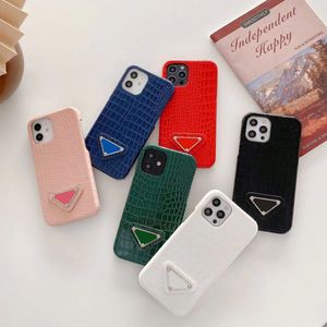 Brand designer suitable for Apple 15promax crocodile pattern phone case 13 half pack 11 fashionable 14Pro anti drop 12 new trendy brand Mobile phone film