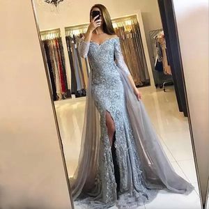 Elegant Off The Shoulder Lace Prom Dresses Long Sleeves High Split Floor length Evening Dresses With Tulle Over Skirts