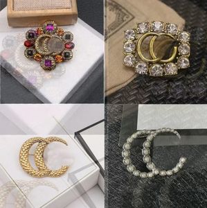 20 Style Designer Brooch Brand Letter 18K Plated Diamond Brooch Geometric luxury women's crystal Rhindiamone Pearl Brooch famous wedding party jewelry accessories