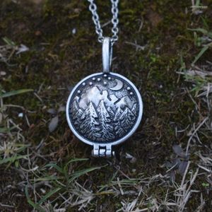 Pendanthalsband Sanlan 12pcs Mountain Pine Tree Necklace Locket vandringsälskare gåva Nature Camping