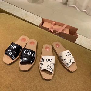 Letter sandal cholo slippers designer slide female Fashion women wool sandals summer wear new slides casual thick bottom net red flat flip flops cross woman