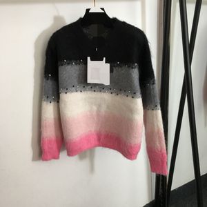 1112 2023 Autumn Märke samma stil tröja långärmad besättning hals pullover vit svart mode kvinnor kläder hög kvalitet kvinnor 20238883