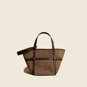 Autumn-Winter Vintage Leather Tote Bucket Bag Cowhide flätad skrubba högkapacitet axelväska brun