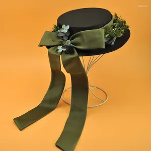 Berets Big Green Ribbon Bow Fedora Cap für Frauen Fee Blume Hochzeit Hut 2023 Design Braut Po Shoot Formale Kopfbedeckung