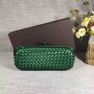 9A Evening Bags Luxurys Handväskor Fashion Party Clutch Bag Snakeskin Woven Gold Plated Leather Patchwork Silk Mobiltelefon Kosmetika Plånbok Purse kan laddas