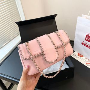 Lüks tasarımcı çanta bayanlar metal zincir siyah kapaklı elçi çanta çanta omuz kadın gündelik deri omuz crossbody çanta