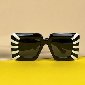 White Black Stripe Square Sunglasses for Women Fashion Designer Sunglasses Sunnies gafas de sol Sonnenbrille Sun Shades UV400 with Box