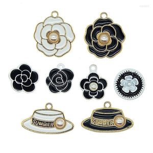 Charms 10st Black and White Flower Spray Paint Patch Emamel Summer Hat Fit Diy Jewelry Shoe Making Earring Pendants Wholesale