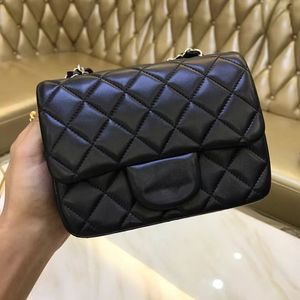 Shopping di lusso Top Designer Donna 10A Borsa con patta di qualità di livello superiore Designer di lusso Vera pelle di agnello Borsa classica tutta nera Borsa a tracolla trapuntata Mini bag