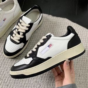 Designer scarpe casual da donna sneakers con plateau medaglia usa tomaia bicolore rosa nero panda mocassini bassi scarpe da ginnastica da uomo all'aperto