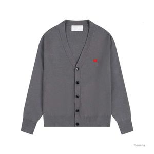 Эмис дизайнер -кардиганский свитер для мужских парижских толстовок вышива
