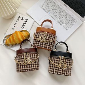 Children plovers case woolen bucket handbags girls metals chain crossbody bag kids single shoulder princess bags Z5439