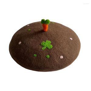 Berets Handicraft Carrot Leaf Wool Felt Autumn Winter Brown Painter Dot Thick Warm French Artist Hat Gift